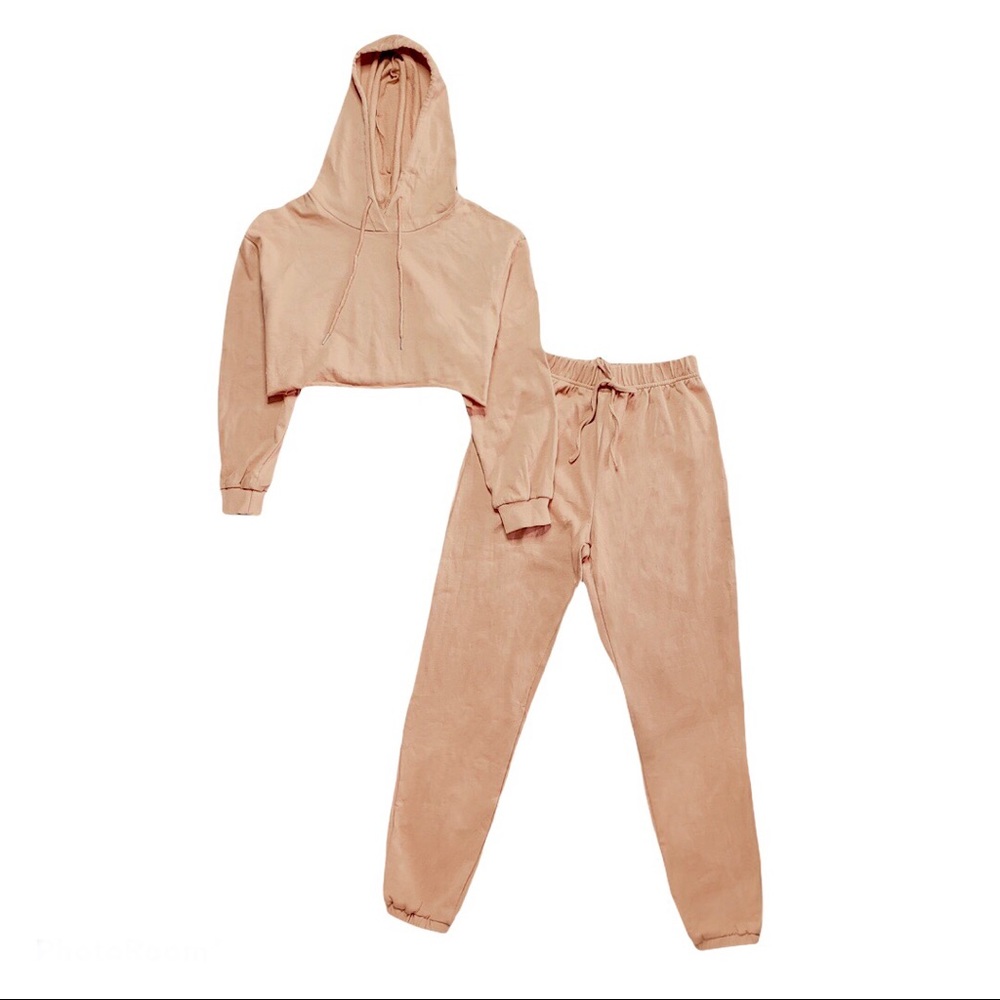 New! tan beige cropped hoodie and jogger set